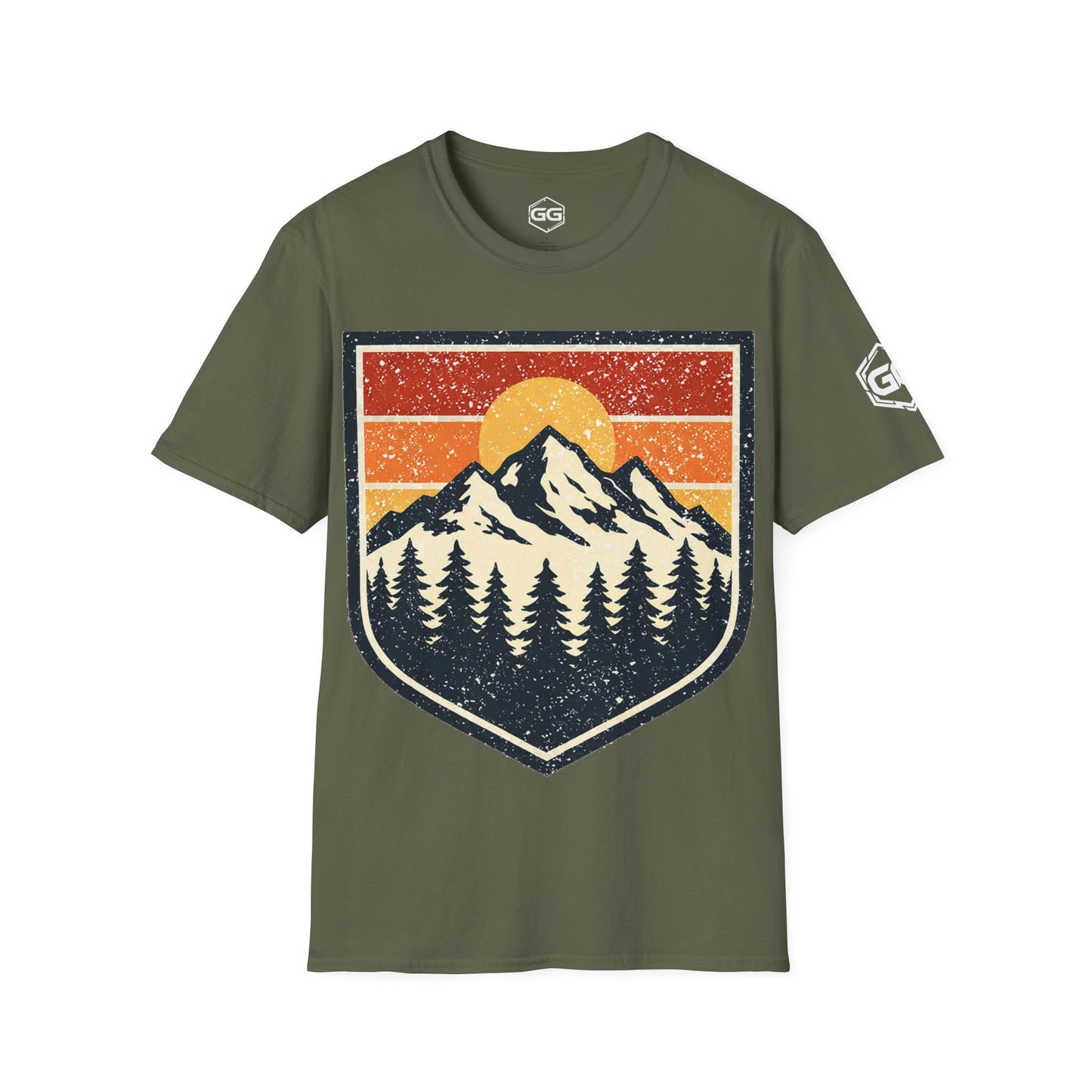 front:5 | Vintage Bergabzeichen – Unisex T-Shirt – Vorderansicht in Militärgrün