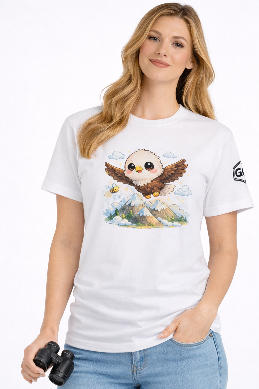 model:0:f | Eagle on the Mountain T-Shirt – Modelfoto in Weiß – Frau