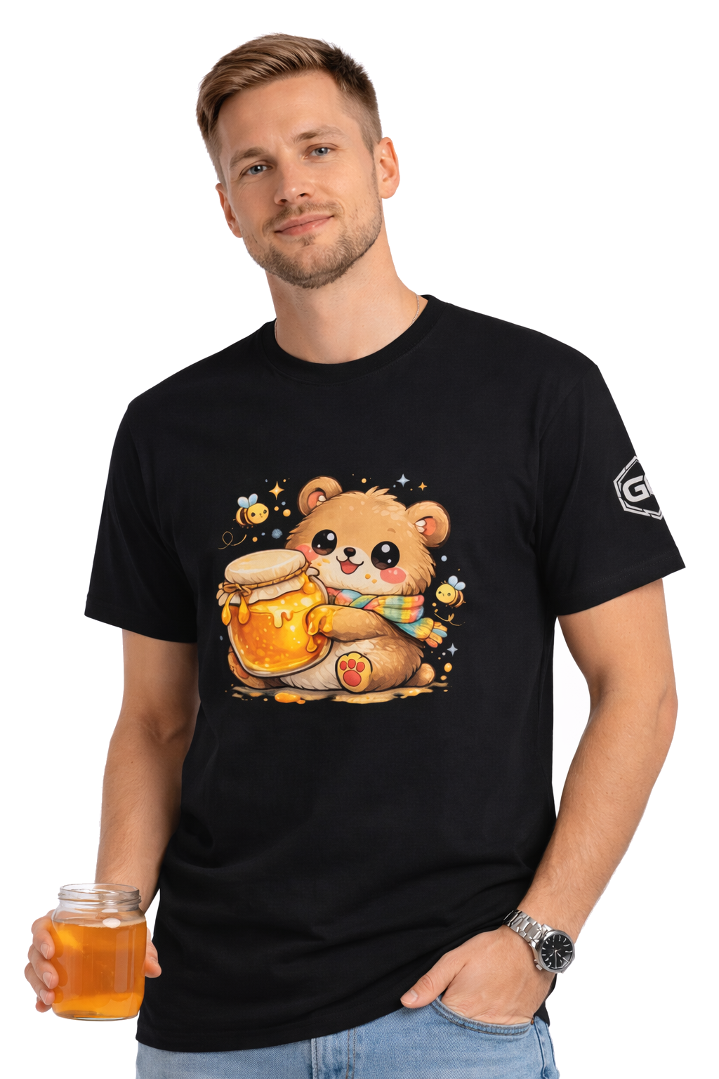 model:1:m | Bear & Honey T-Shirt – Modelfoto in Schwarz – Mann
