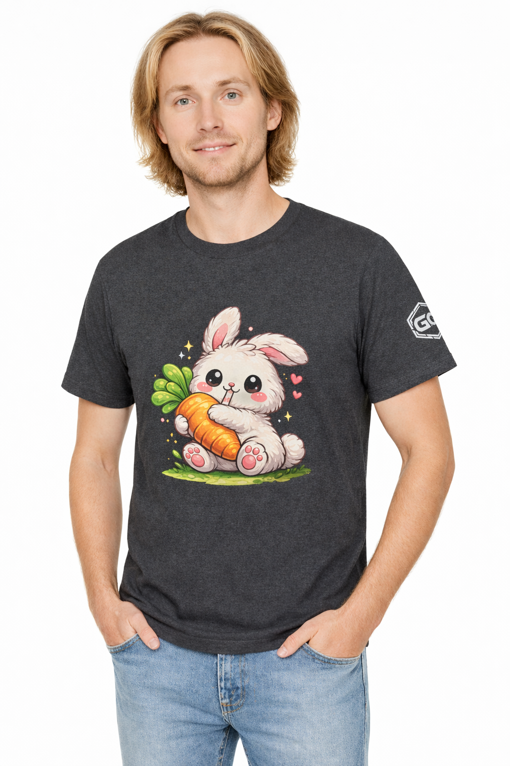 model:7:f | Bunny & Carrot T-Shirt – Modelfoto in Hellblau – Frau