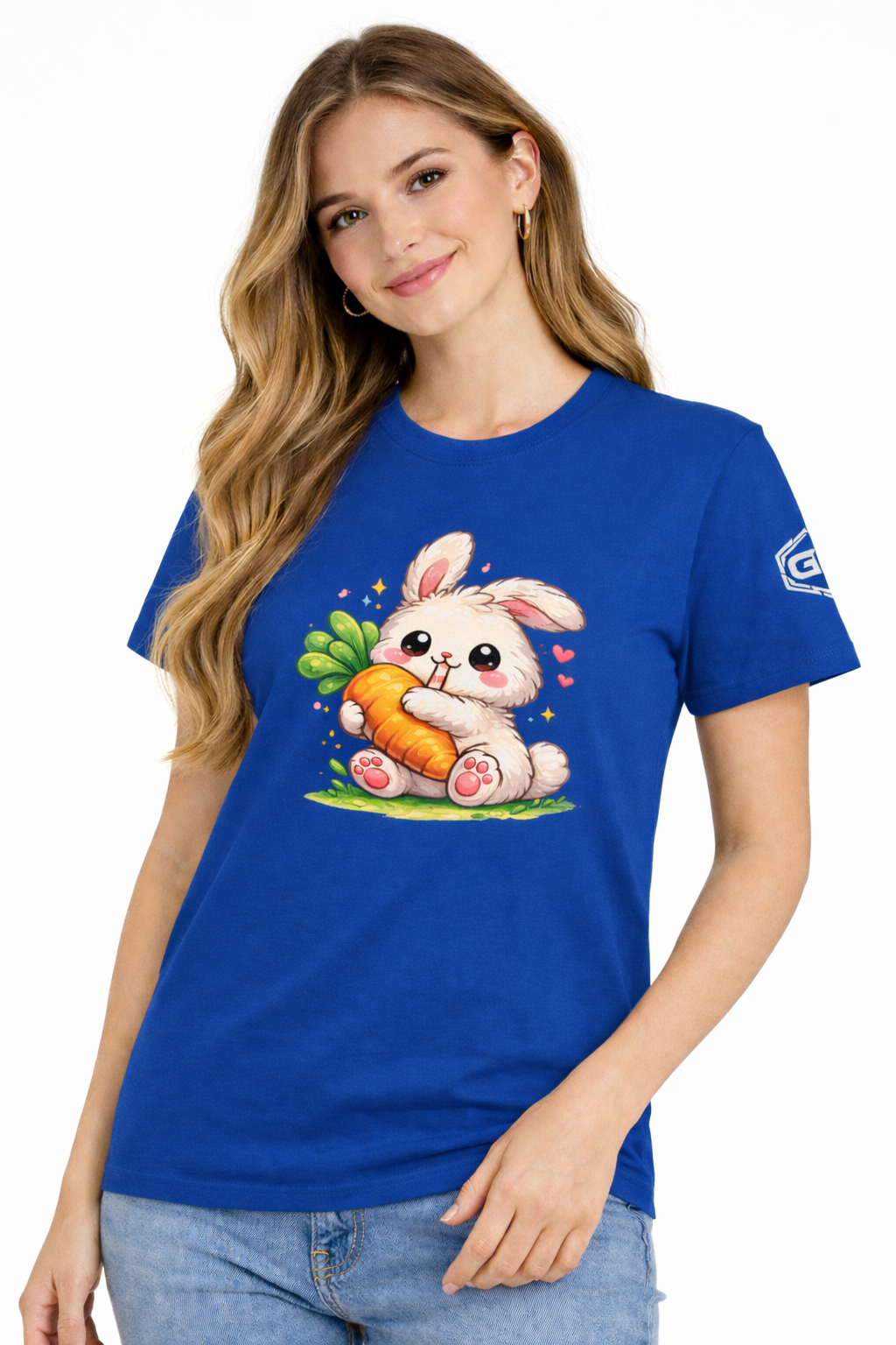 model:8:f | Bunny & Carrot T-Shirt – Modelfoto in Royalblau – Frau