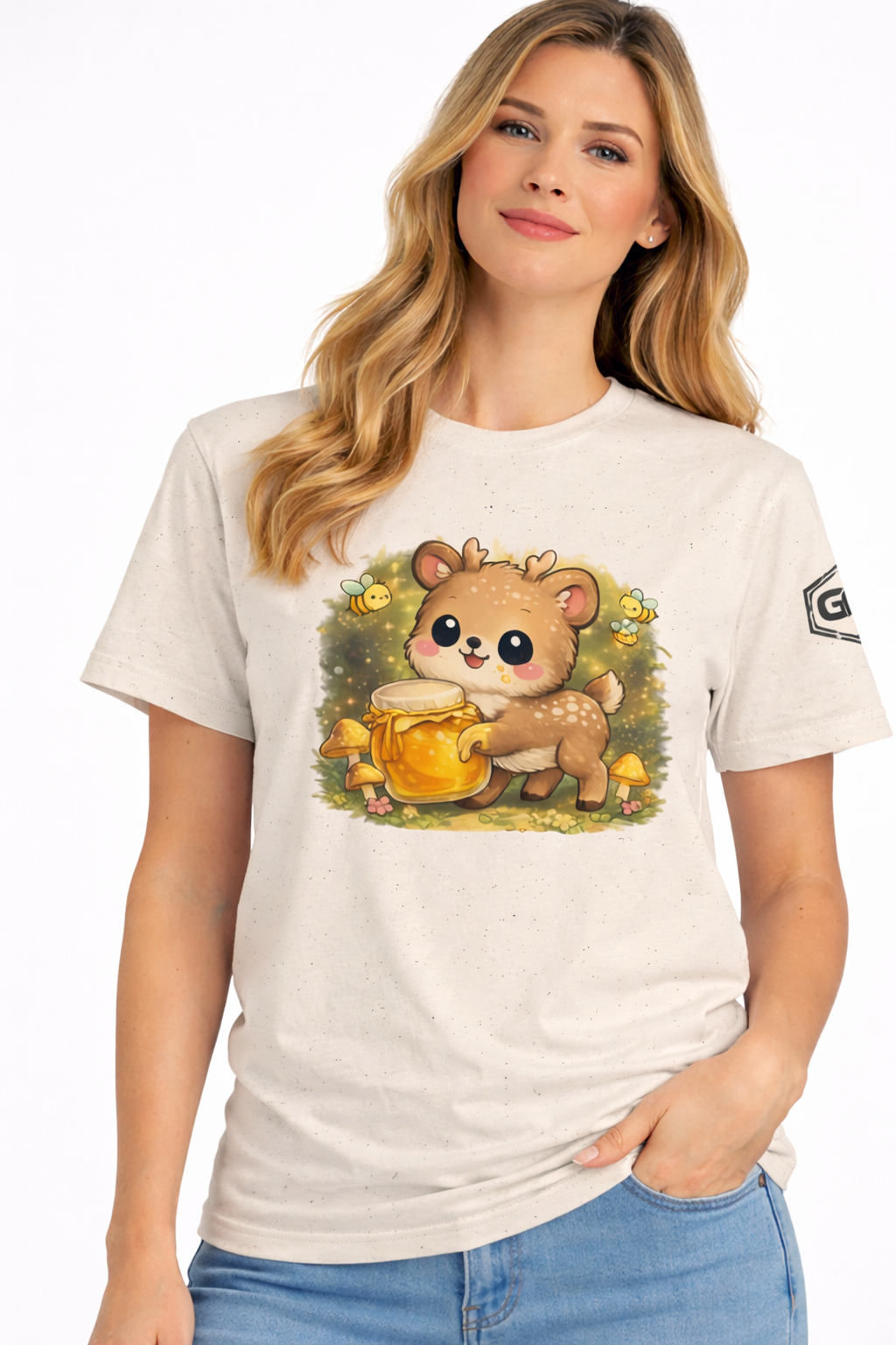 model:4:f | Deer in the Forest T-Shirt – Modelfoto in Natur – Frau