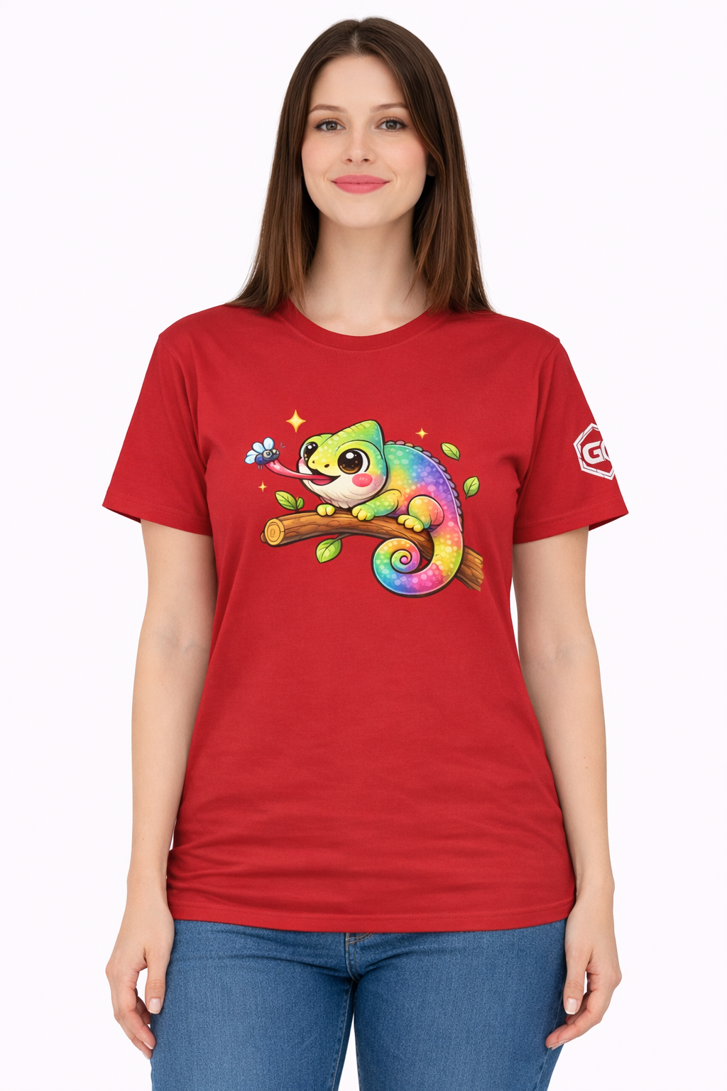 model:10:f | Kawaii Chameleon T-Shirt – Modelfoto in Rot – Frau