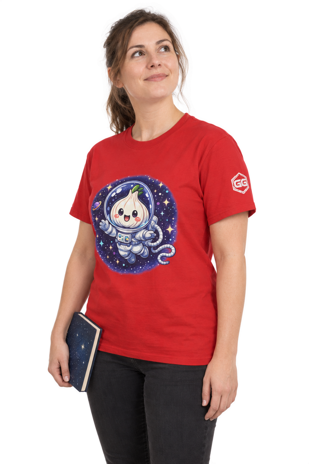 model:10:f | Knoblauch Astronaut T-Shirt – Modellfoto in Rot – Frau