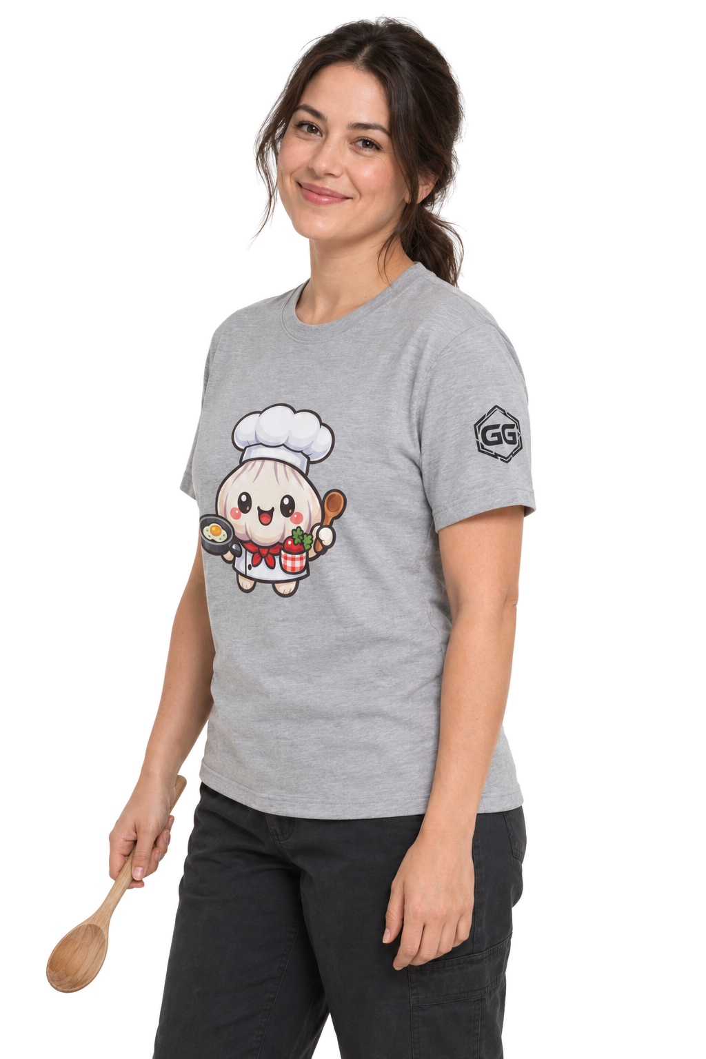 model:2:f | Garlic Chef T-Shirt – Modelfoto in Sportgrau – Frau