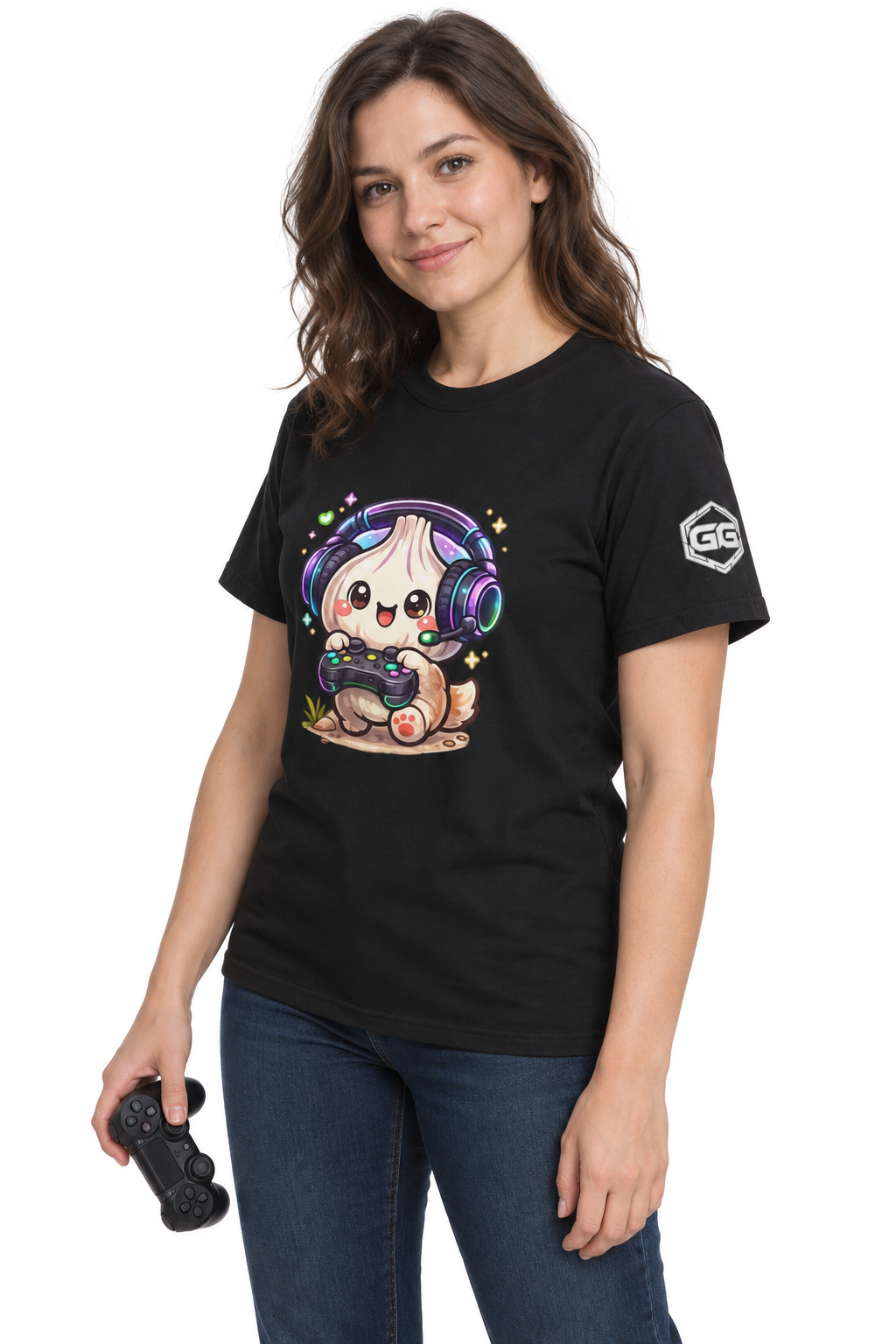 model:1:f | Knoblauch Gamer – Lustiges Gaming T-Shirt – Modelfoto in Schwarz – Frau