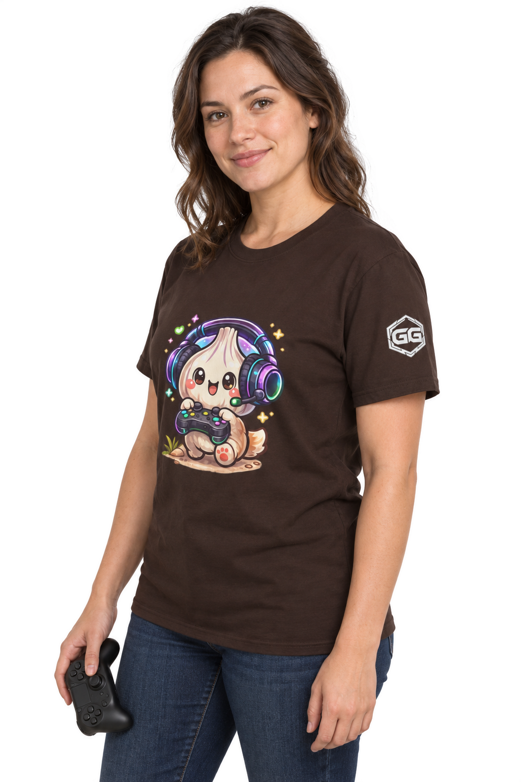 model:3:f | Knoblauch Gamer – Lustiges Gaming T-Shirt – Modelfoto in Dunkelbraun – Frau