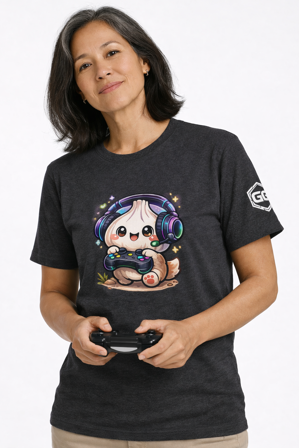 model:6:f | Knoblauch Gamer – Lustiges Gaming T-Shirt – Modelfoto in Dunkelmeliert – Frau