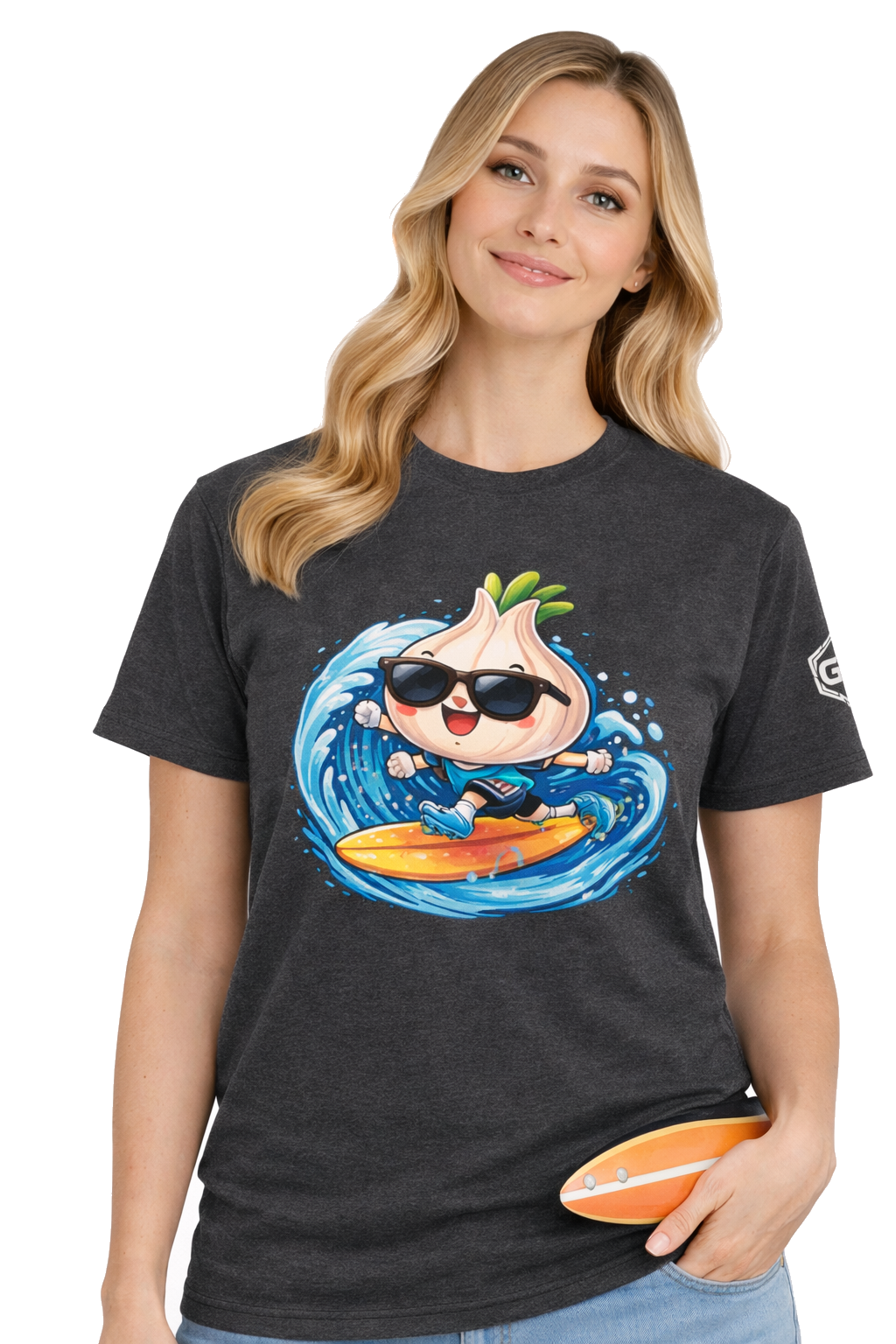 model:6:f | Garlic Surfer T-Shirt – Modelfoto in Dunkelmeliert – Frau