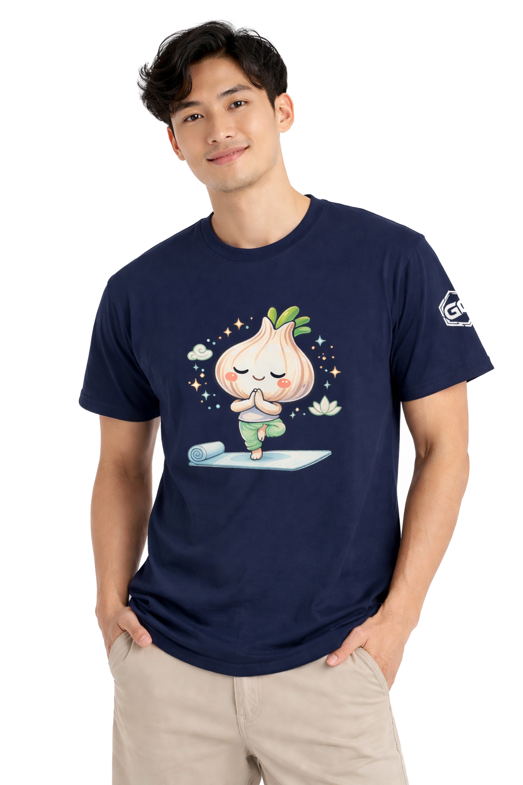 model:9:m | Garlic Yoga T-Shirt – Modelfoto in Navy – Mann
