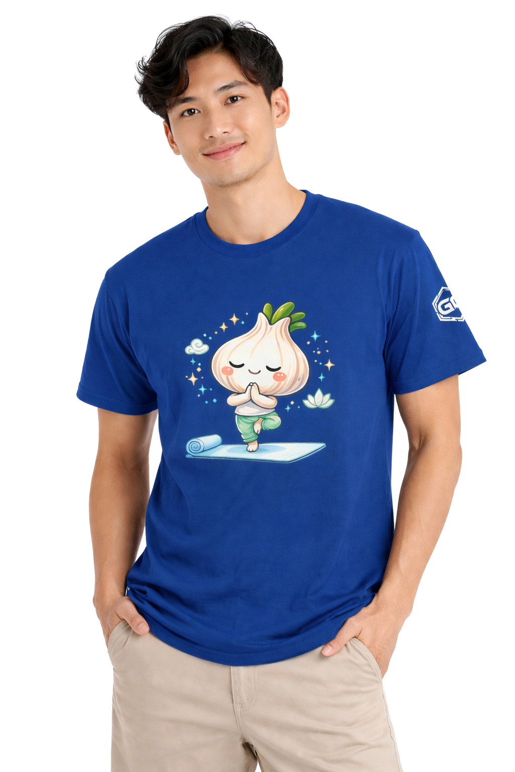 model:8:m | Garlic Yoga T-Shirt – Modelfoto in Royalblau – Mann