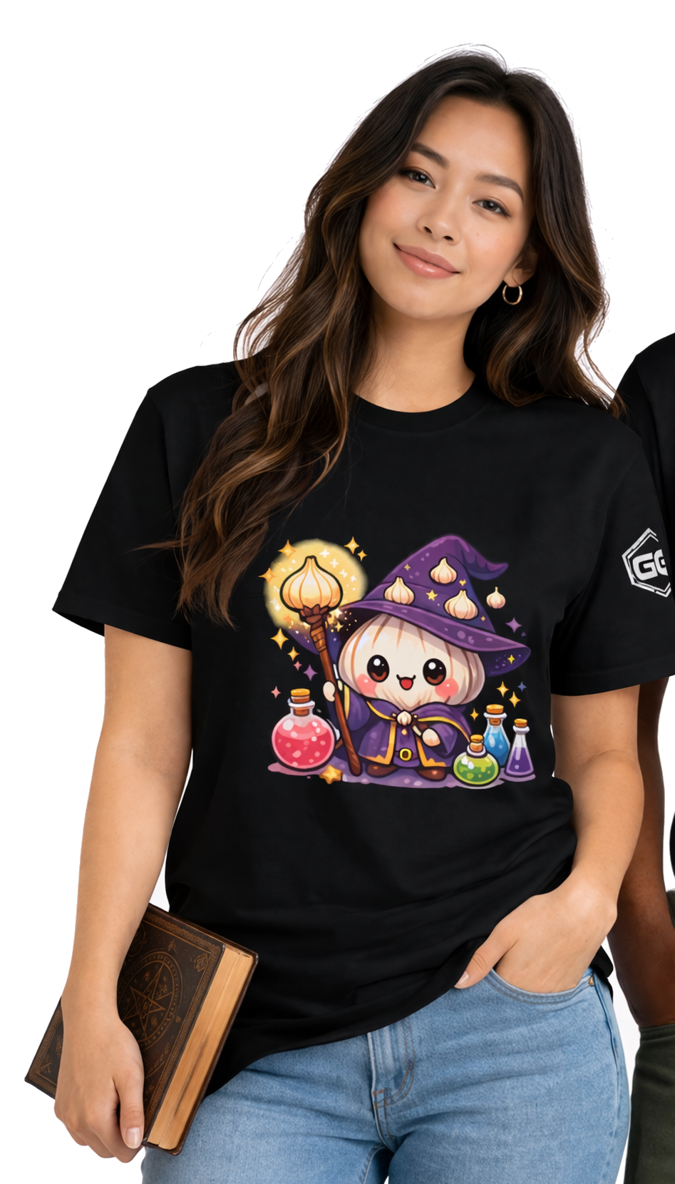 model:1:f | Knoblauch Zauberer T-Shirt – Model photo in Black – Woman