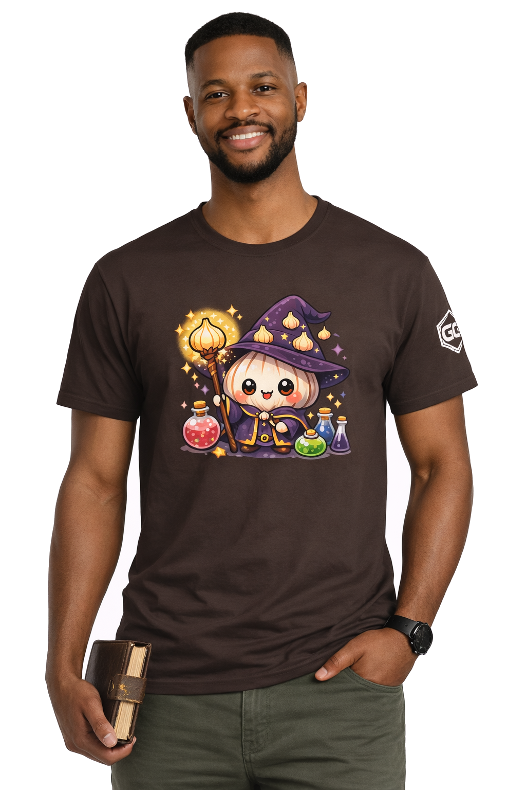 model:3:m | Knoblauch Zauberer T-Shirt – Model photo in Dark Chocolate – Man