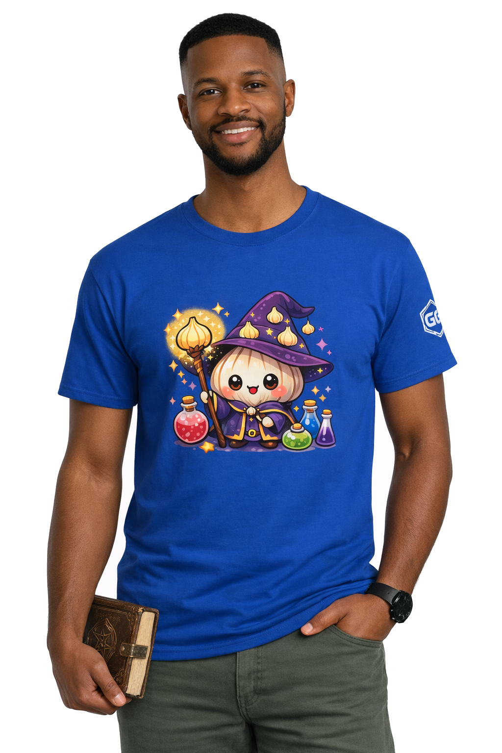 model:8:m | Knoblauch Zauberer T-Shirt – Model photo in Royal – Man