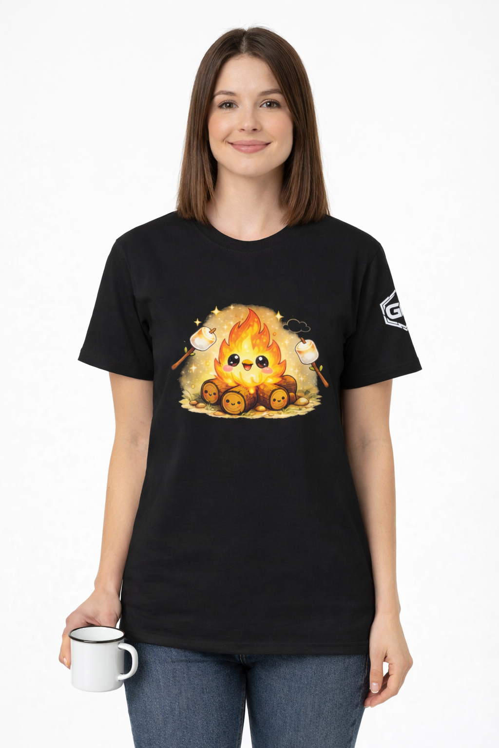 model:1:f | Campfire T-Shirt – Modelfoto in Schwarz – Frau