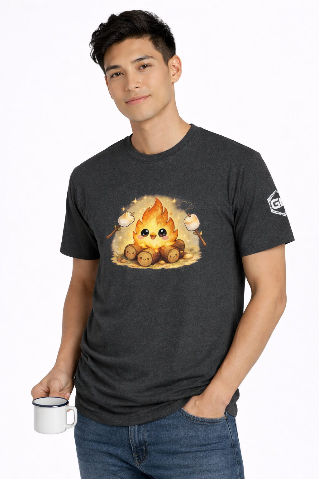 model:6:m | Campfire T-Shirt – Modelfoto in Dunkelmeliert – Mann