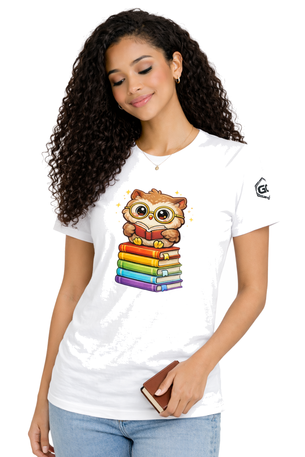 model:0:f | Bookworm Owl T-Shirt – Modelfoto in Weiß – Frau