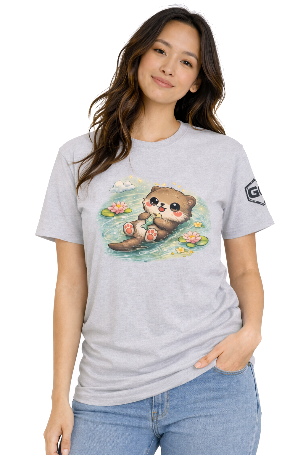 model:2:f | Otter in the River T-Shirt – Modelfoto in Sportgrau – Frau