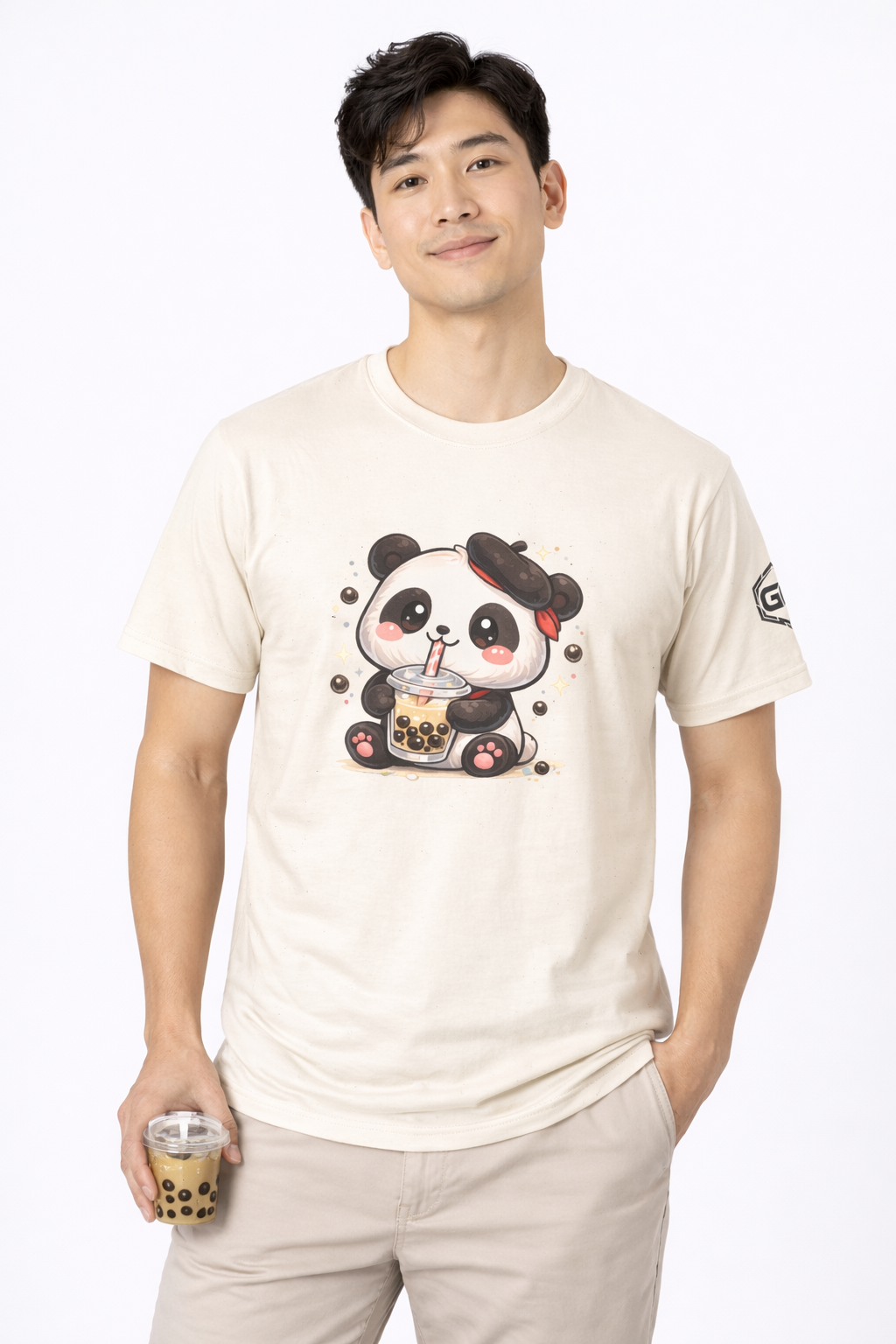 model:4:m | Panda & Bubble Tea T-Shirt – Modelfoto in Natur – Mann