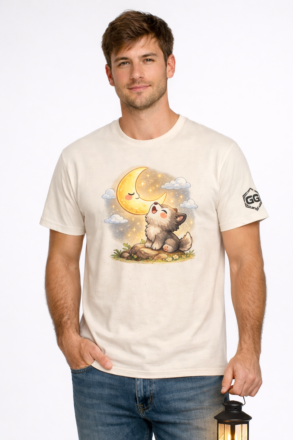model:4:m | Wolf & Moon T-Shirt – Modelfoto in Natur – Mann