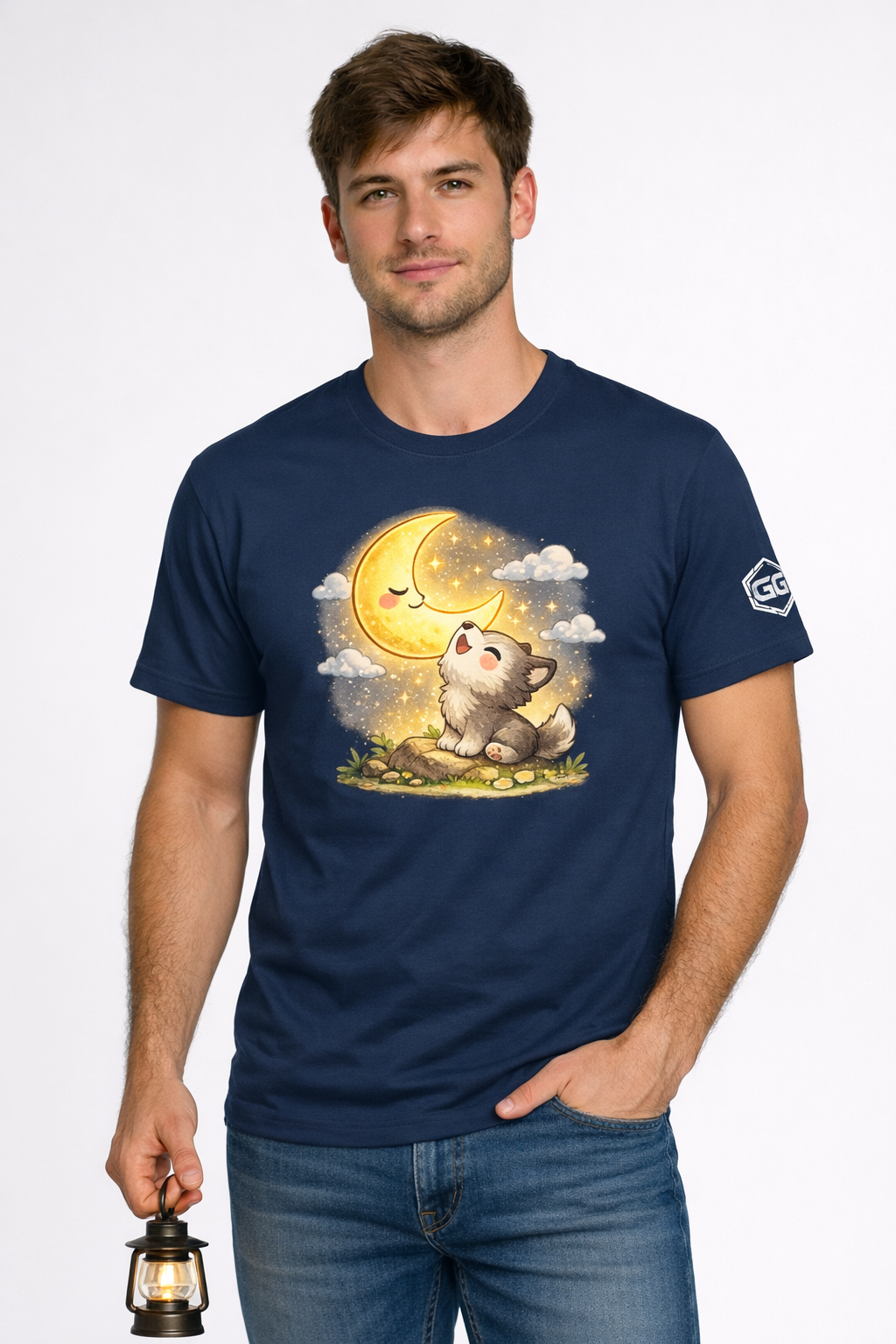 model:9:m | Wolf & Moon T-Shirt – Modelfoto in Navy – Mann