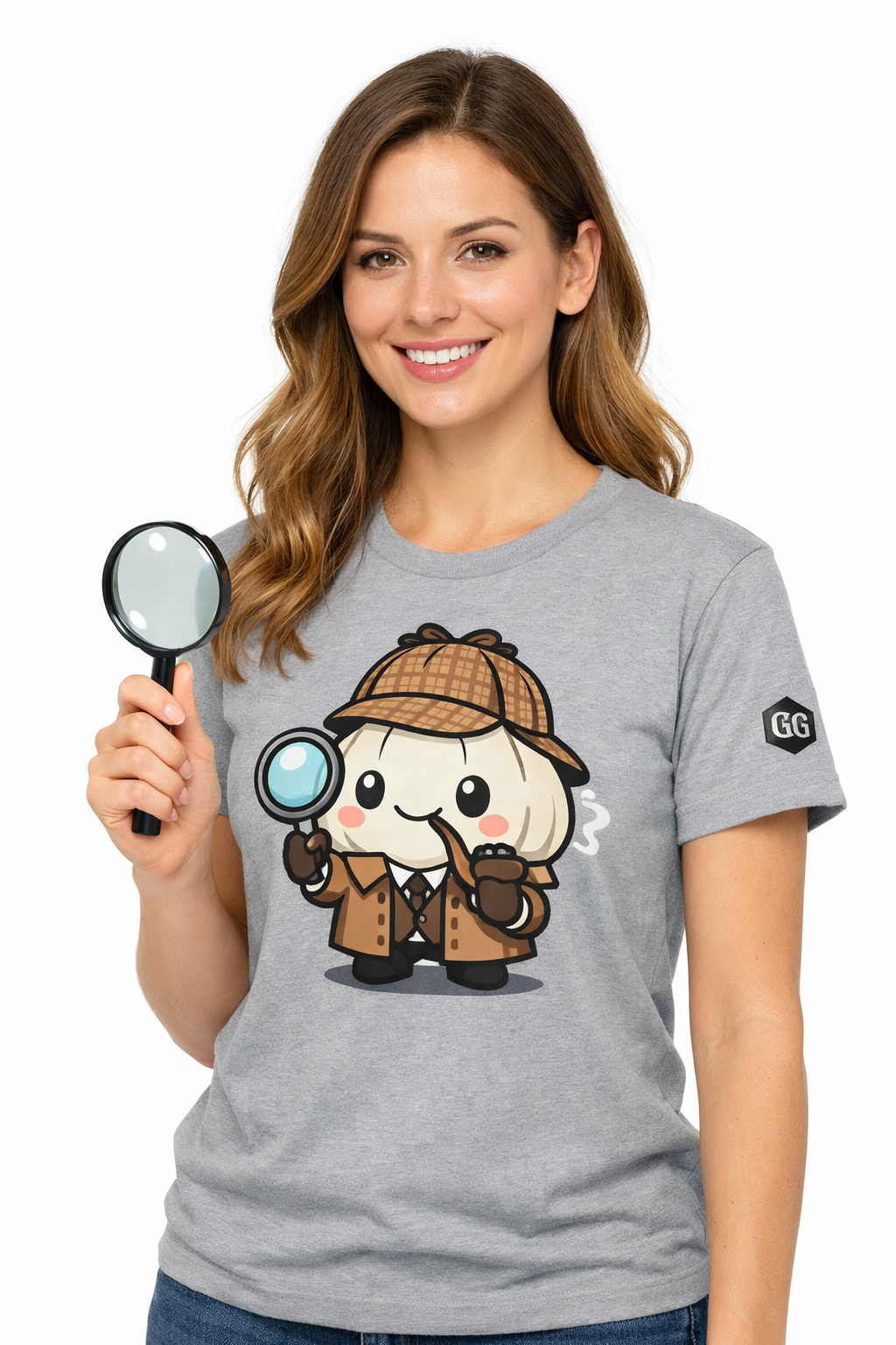 model:2:f | Garlic Detective T-Shirt – Modelfoto in Sportgrau – Frau