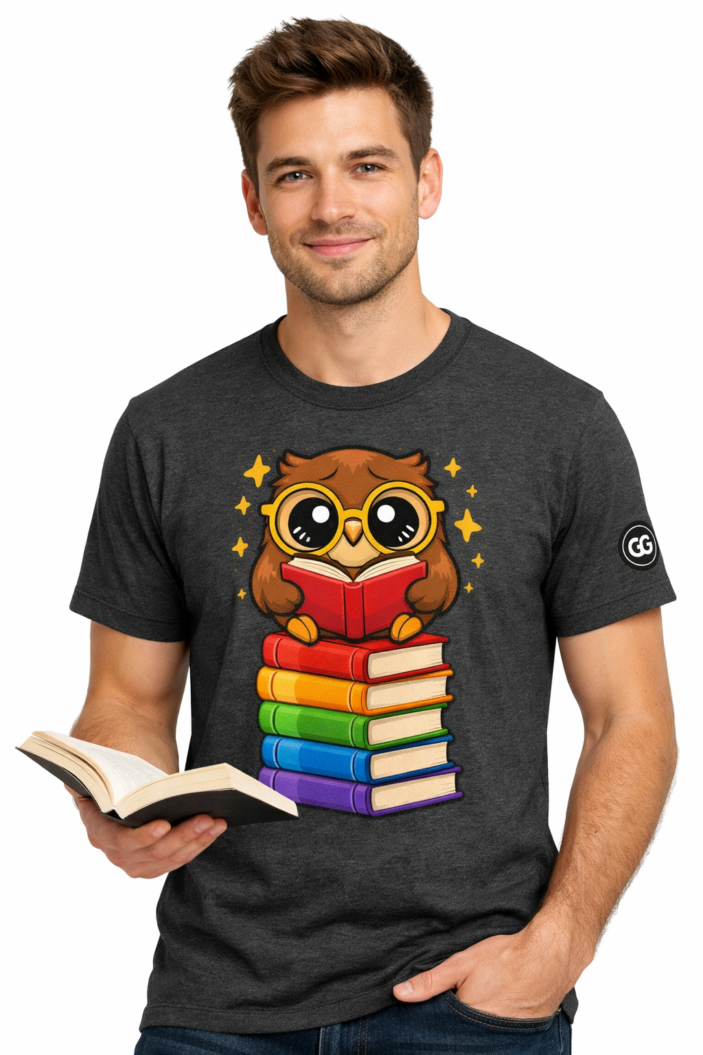 model:6:m | Bookworm Owl T-Shirt – Modelfoto in Dunkelmeliert – Mann