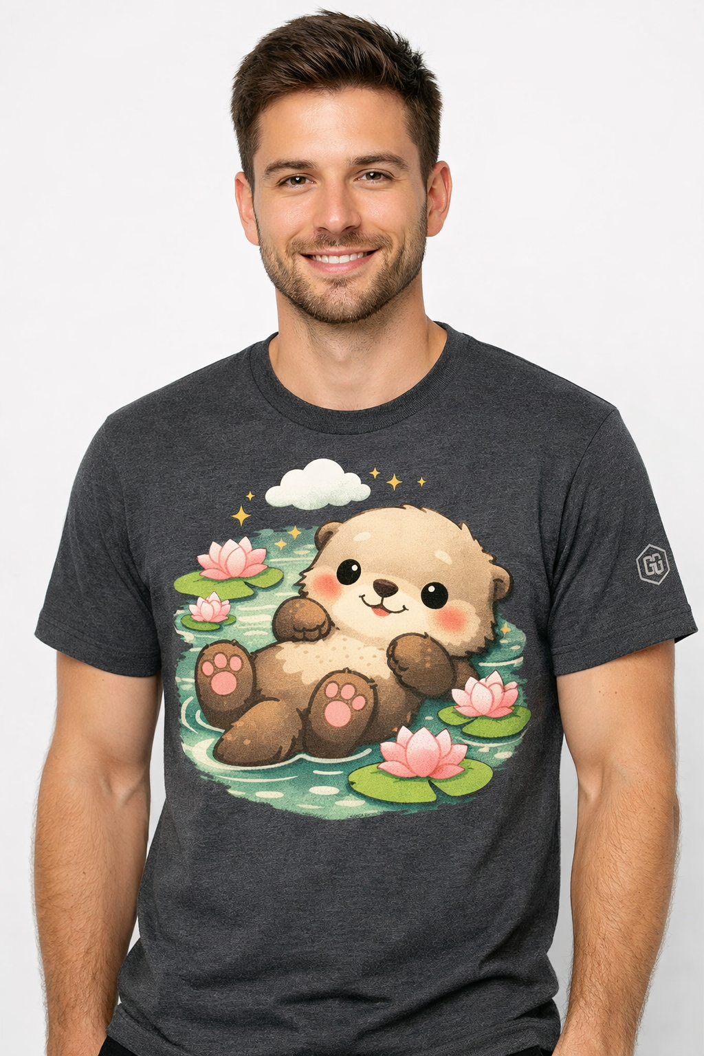 model:6:m | Otter in the River T-Shirt – Modelfoto in Dunkelmeliert – Mann
