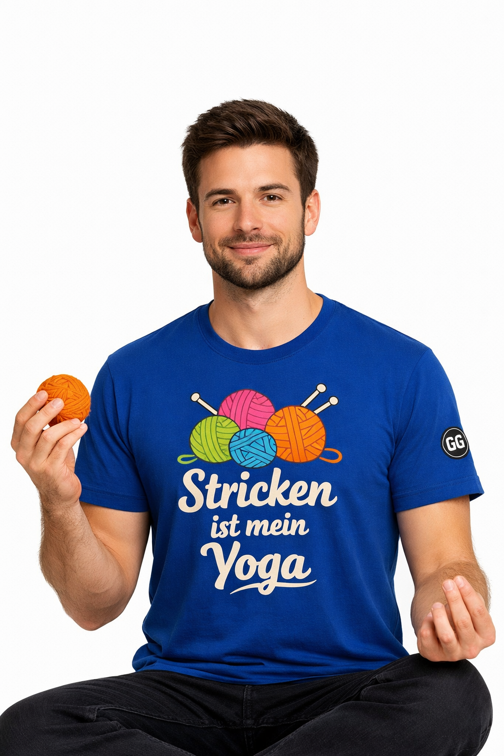 model:8:m | Stricken ist mein Yoga T-Shirt – Modelfoto in Royalblau – Mann